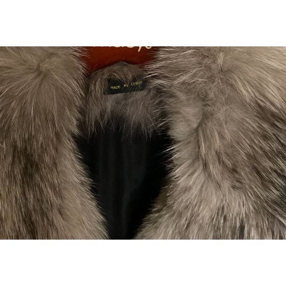 Black Mink Fur Coat With The Blue/Grey Fox Collar. Size Small, Regular. - Picture 6 of 9
